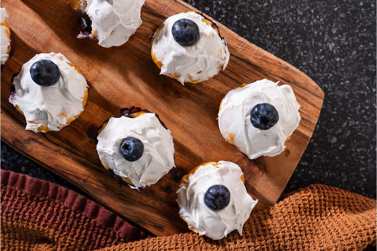 Sweet potato and blueberry pupcakes